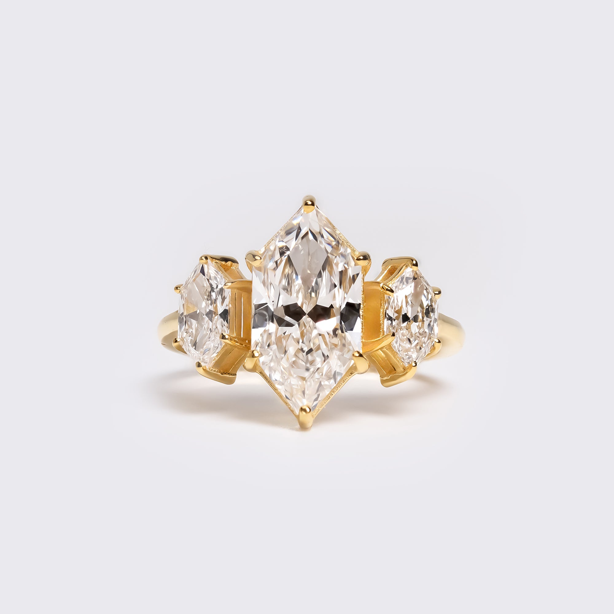 Dutch Marquise Nature Leaf Diamond Ring