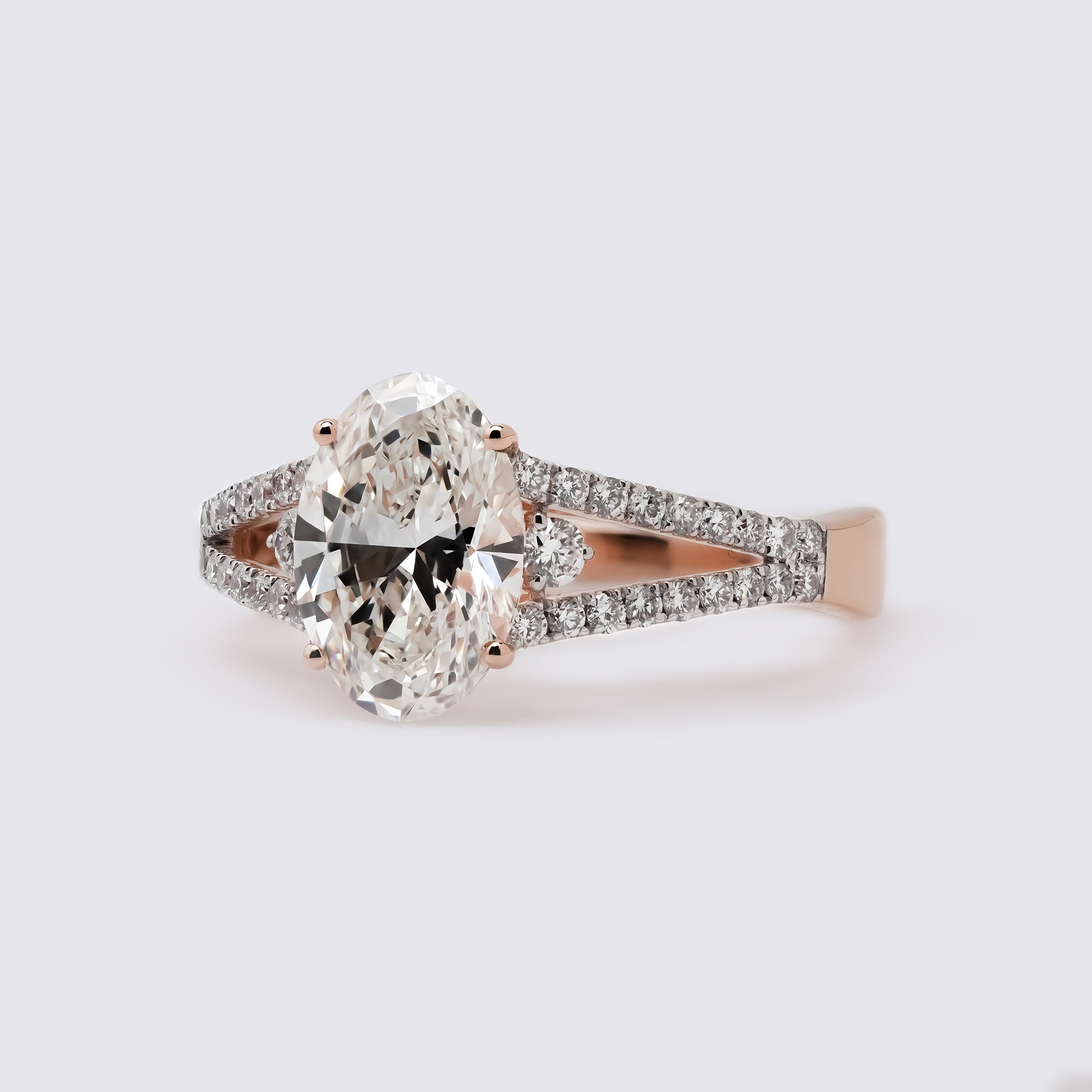 Oval Split Shank Mid-Century Ring