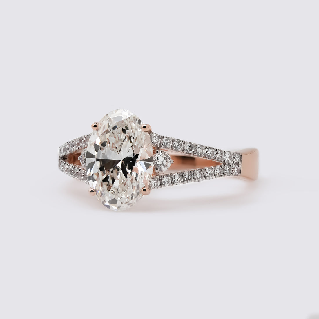 Oval Split Shank Mid-Century Ring