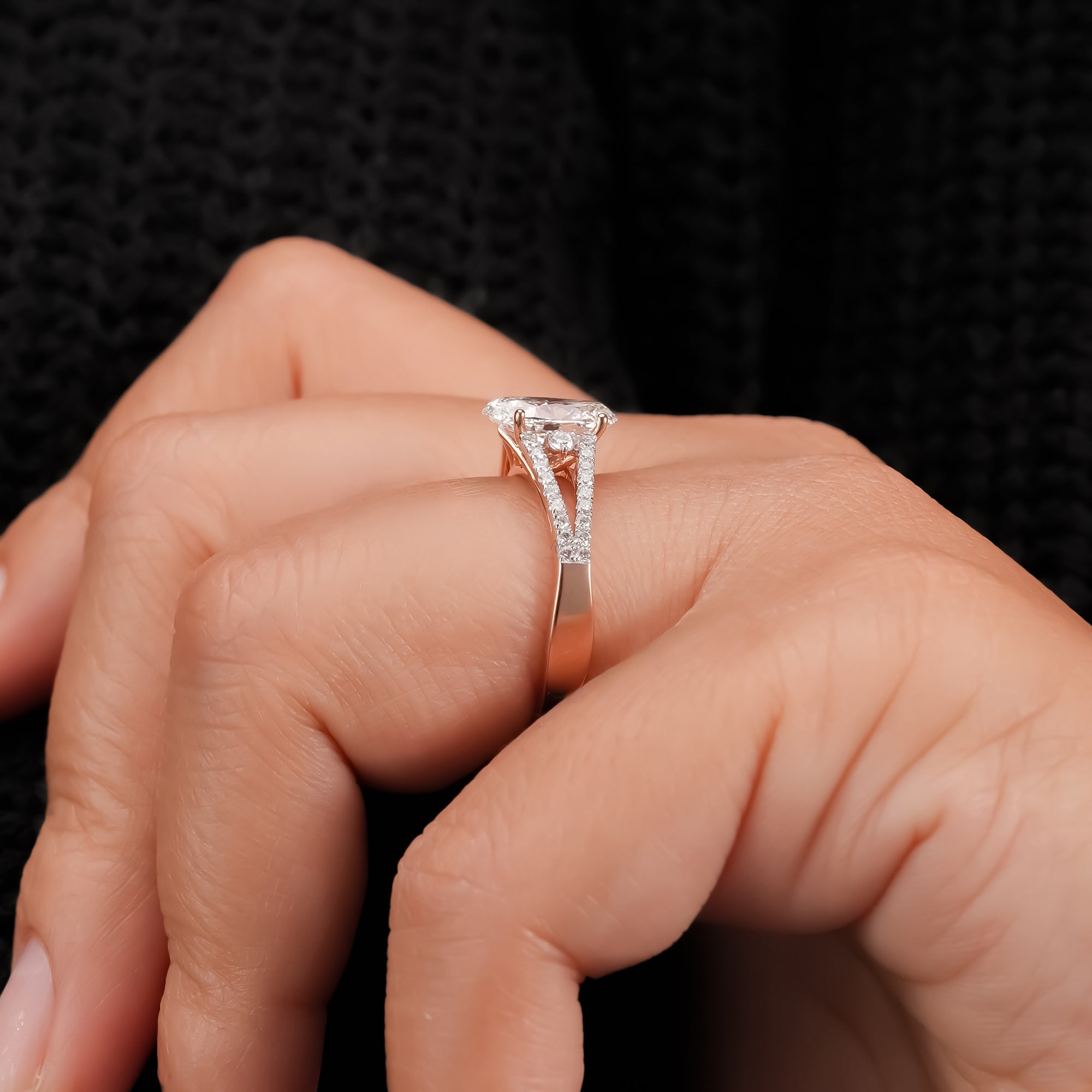 Oval Split Shank Mid-Century Ring