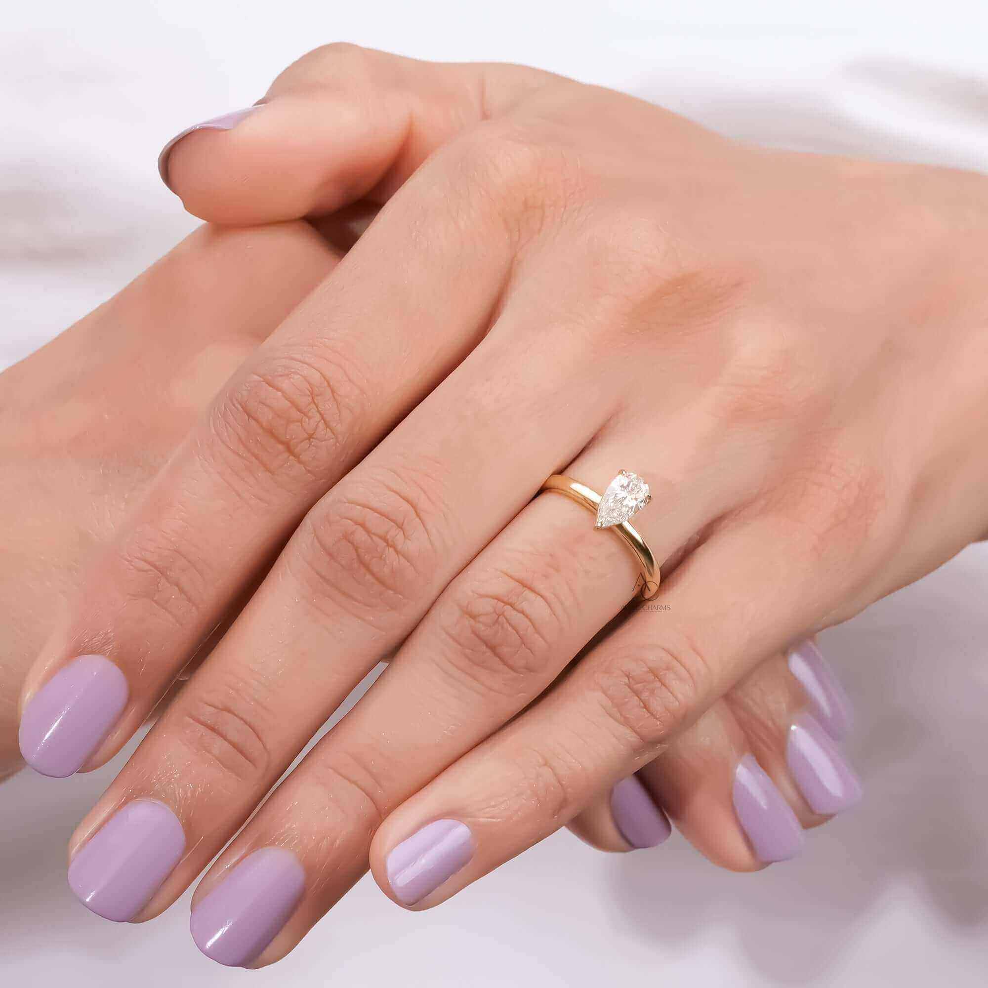 Pear Shaped Lab-Grown Diamond Solitaire Engagement Ring – Elegant and Timeless