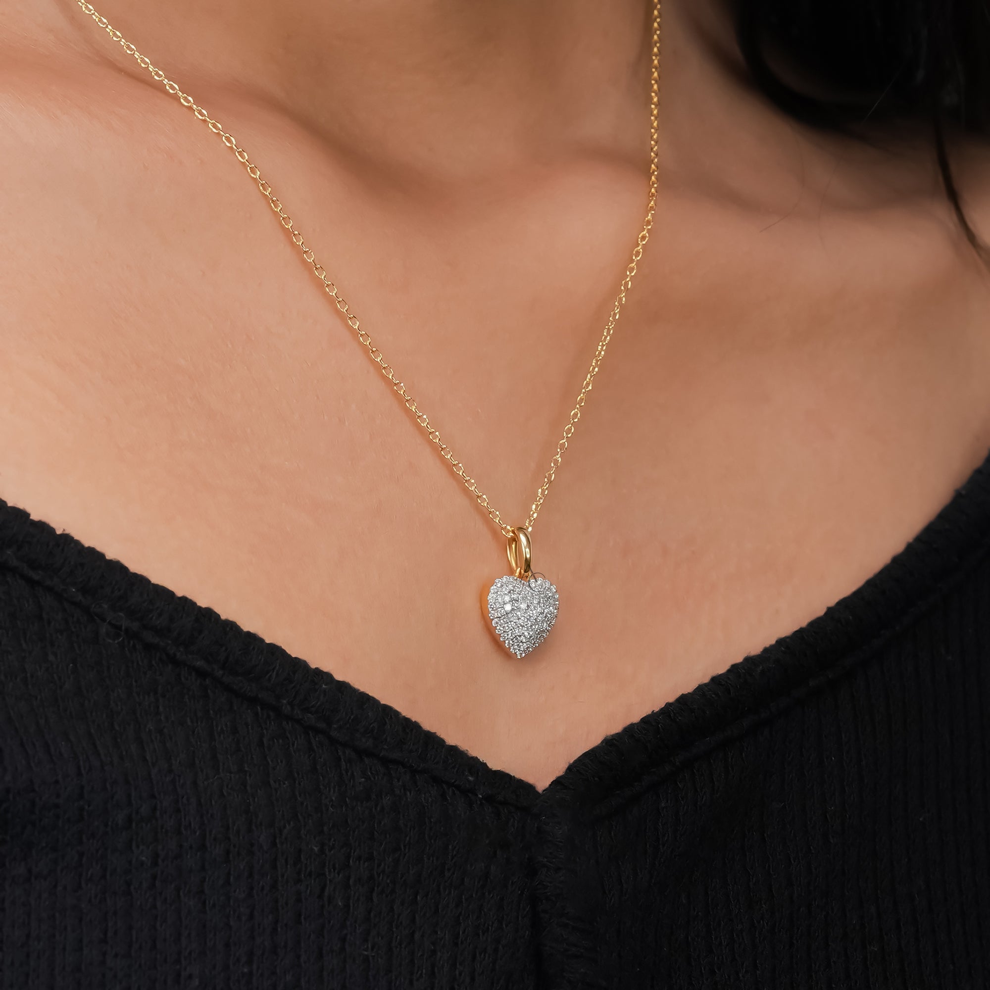 Pavé Heart Diamond Pendant