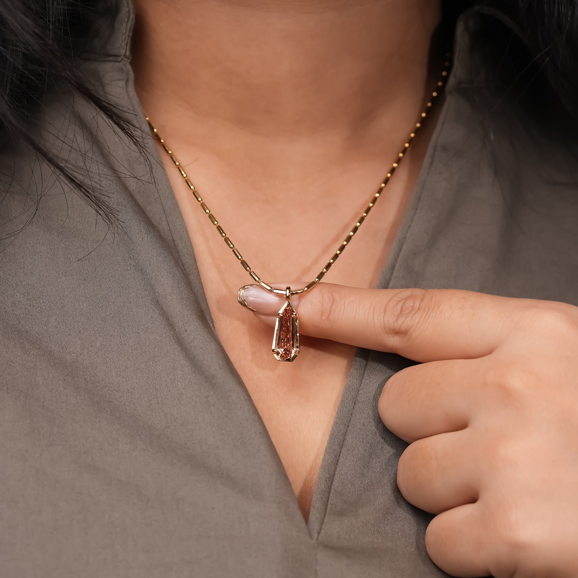 2.50 Ct Champagne Geometric Diamond Pendant