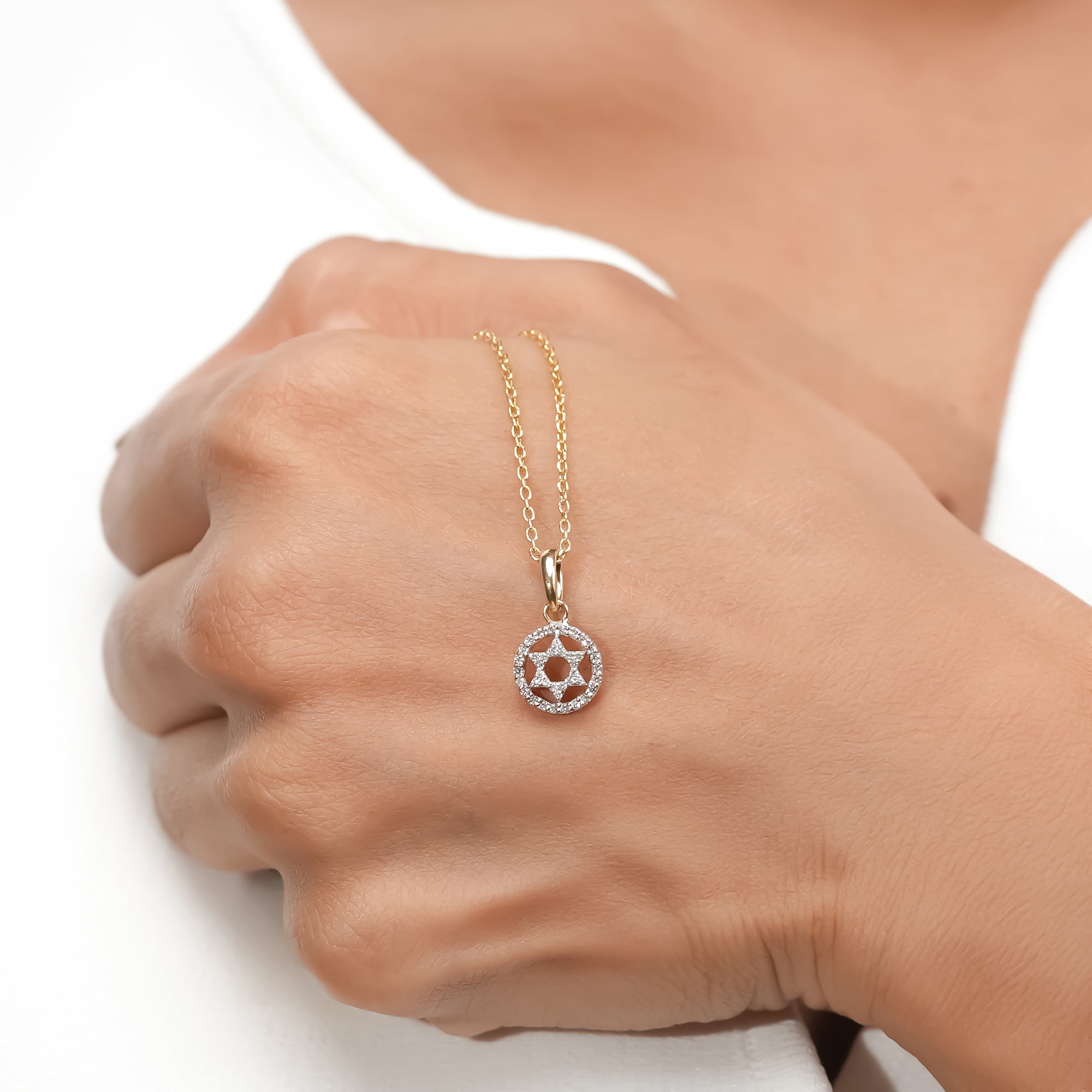 Pavé Star Diamond Pendant