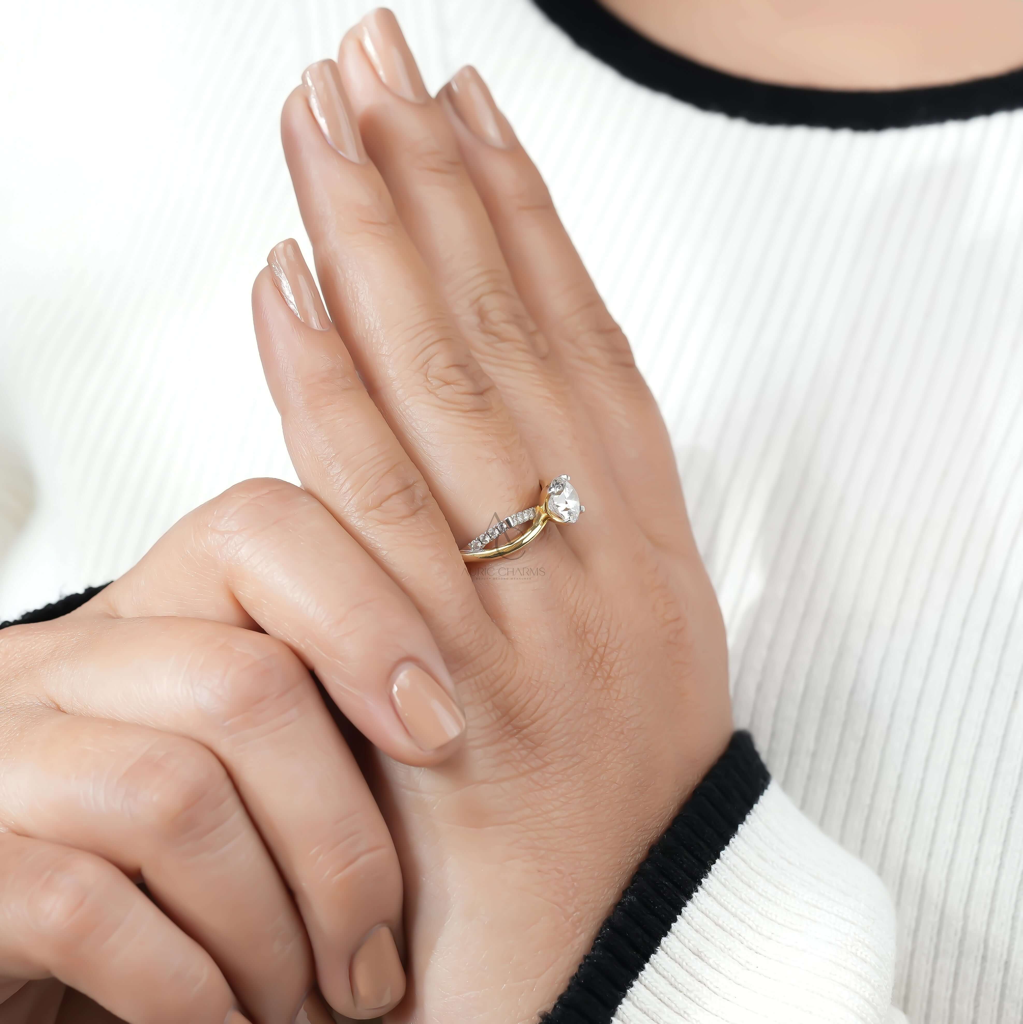 Sofia Turner Two-Tone Crossover Diamond Ring