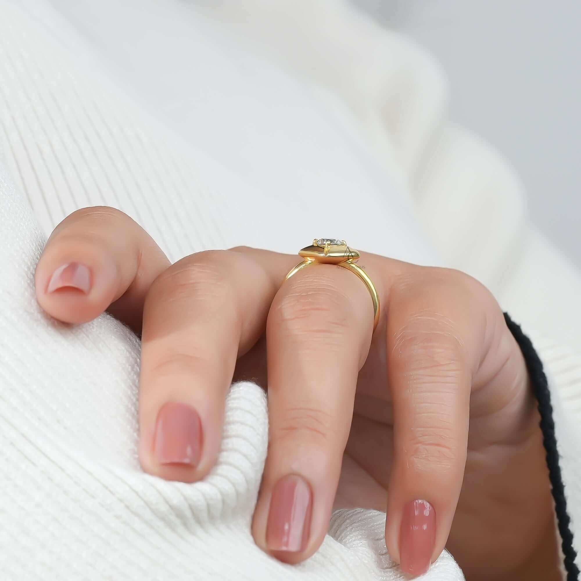 Nova Star-Shaped Bezel Solitaire Diamond Ring