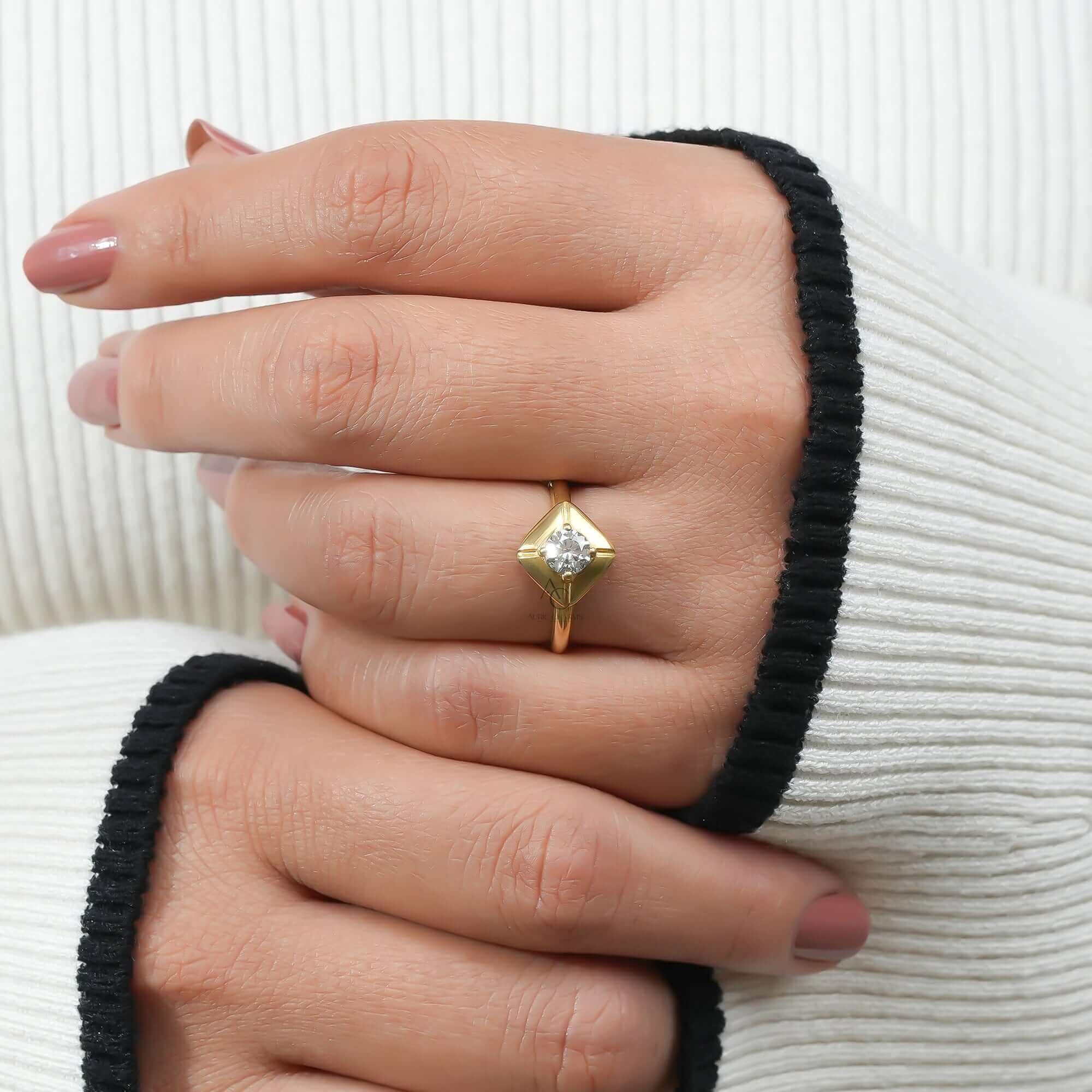 Nova Star-Shaped Bezel Solitaire Diamond Ring