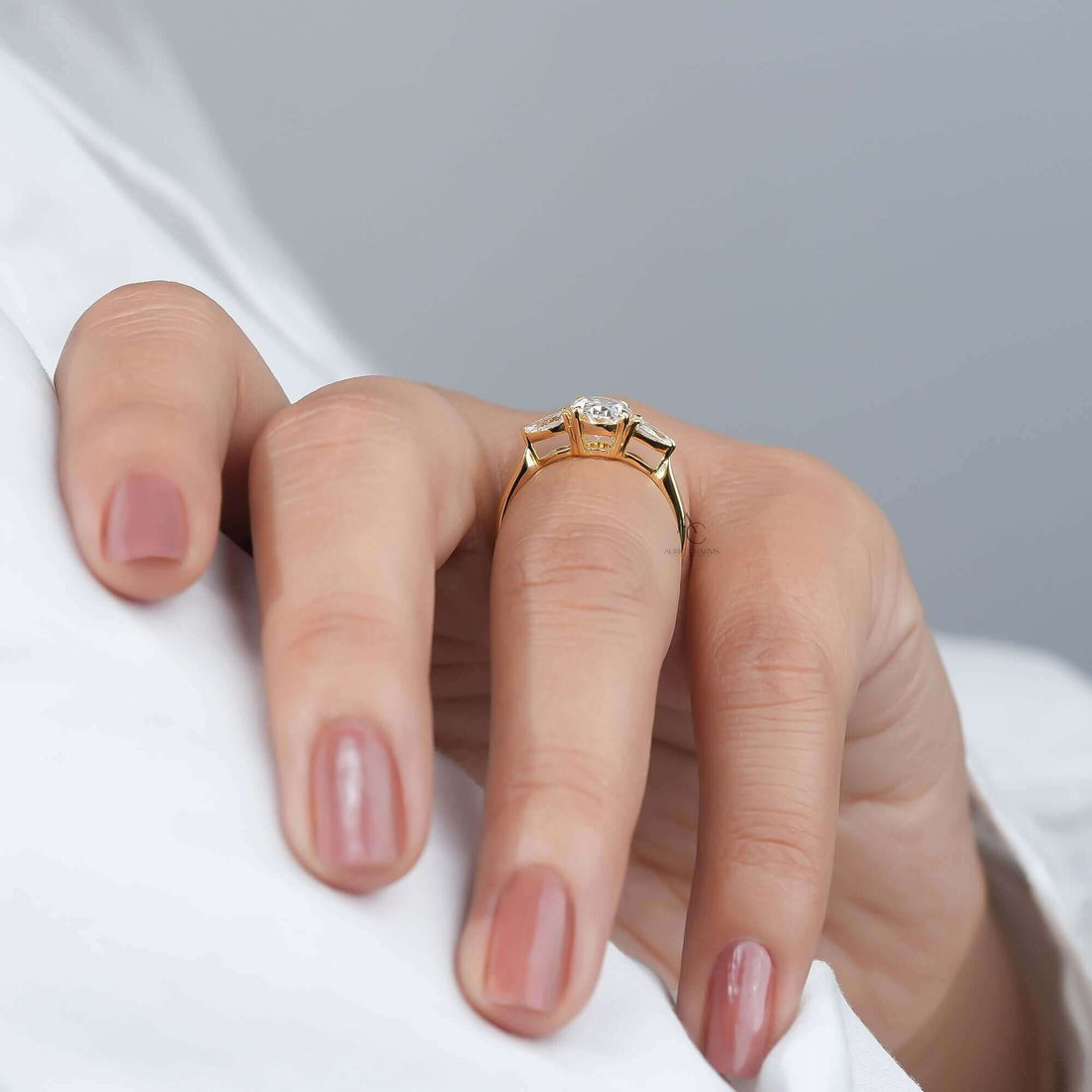 Eterna Oval Diamond Three-Stone Ring