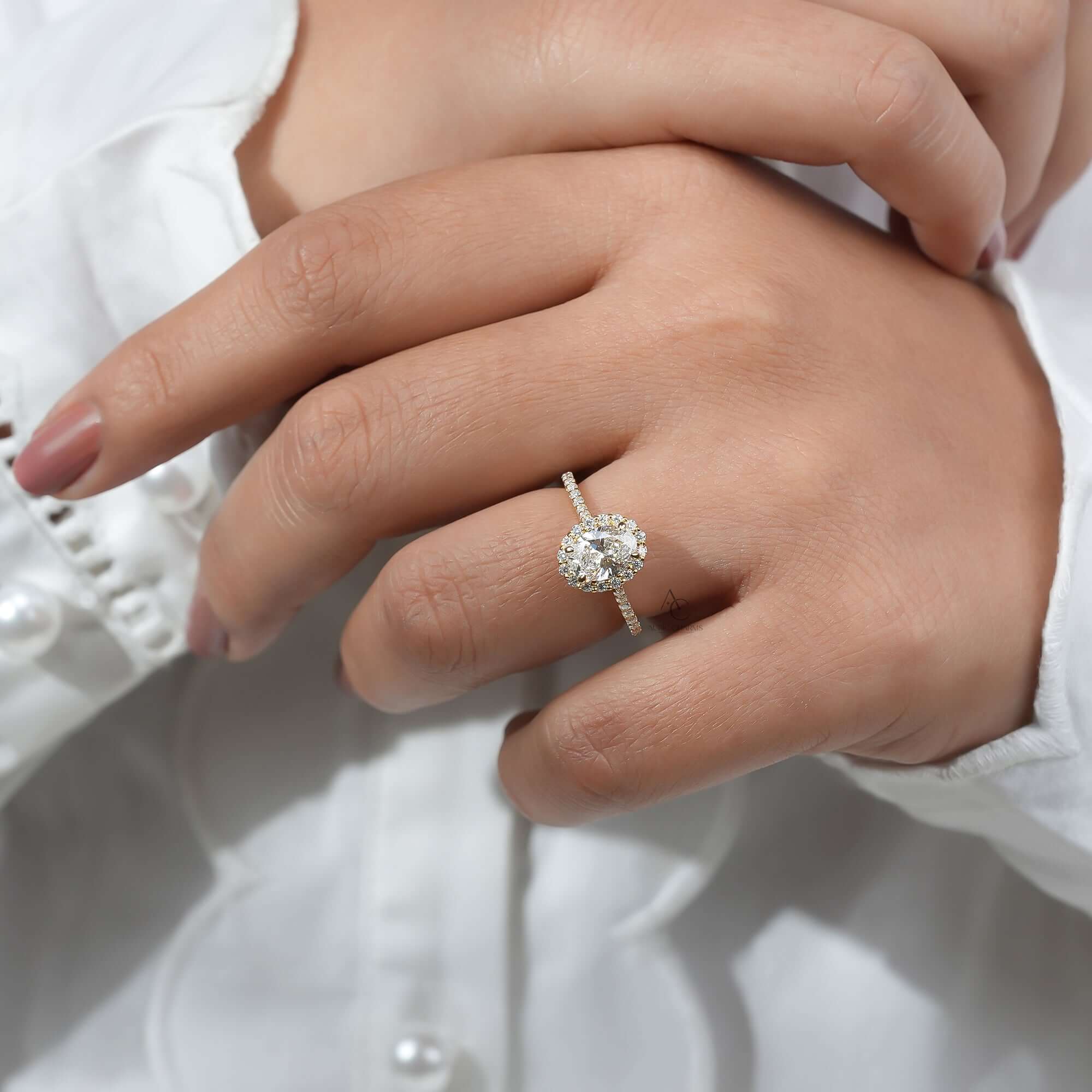 Aurielle Oval Halo Lab-Grown Diamond Ring