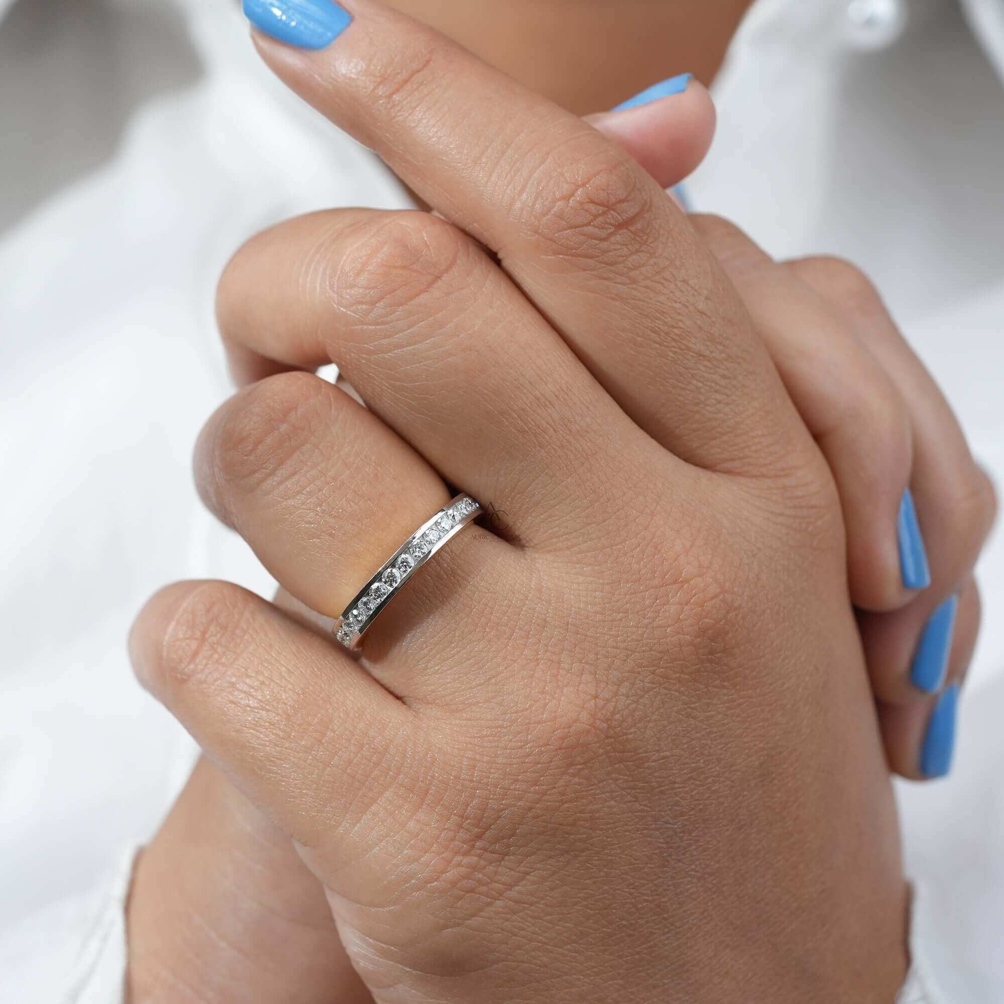 Markle Round Cut Diamond Eternity Band Ring