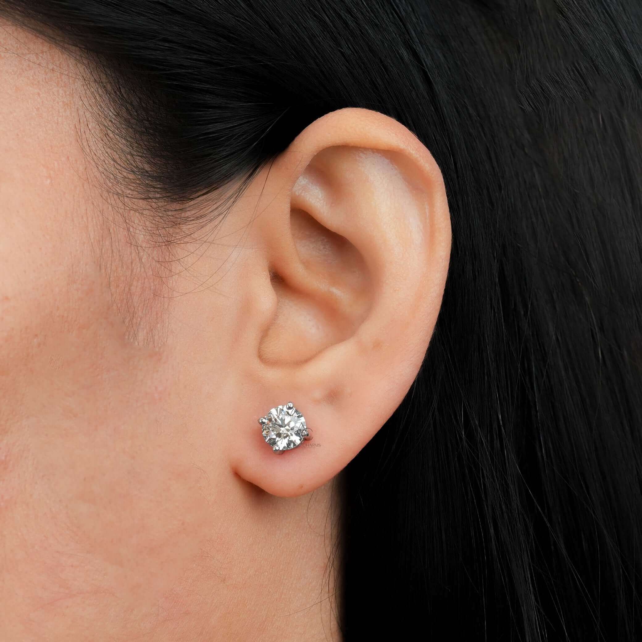 Hailey Luxe Round Diamond Stud Earrings