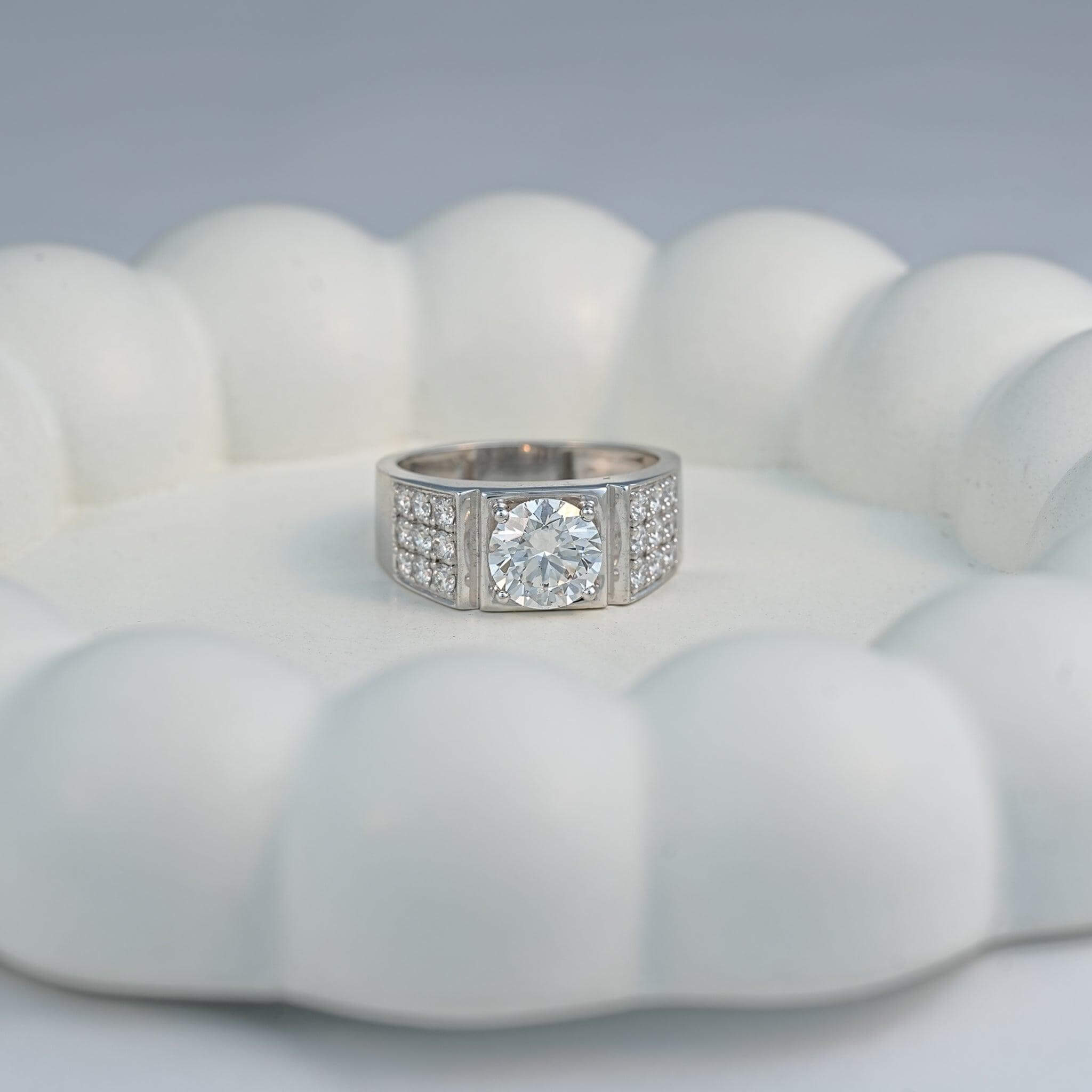 Contemporary men's platinum ring with sustainable lab-grown diamonds