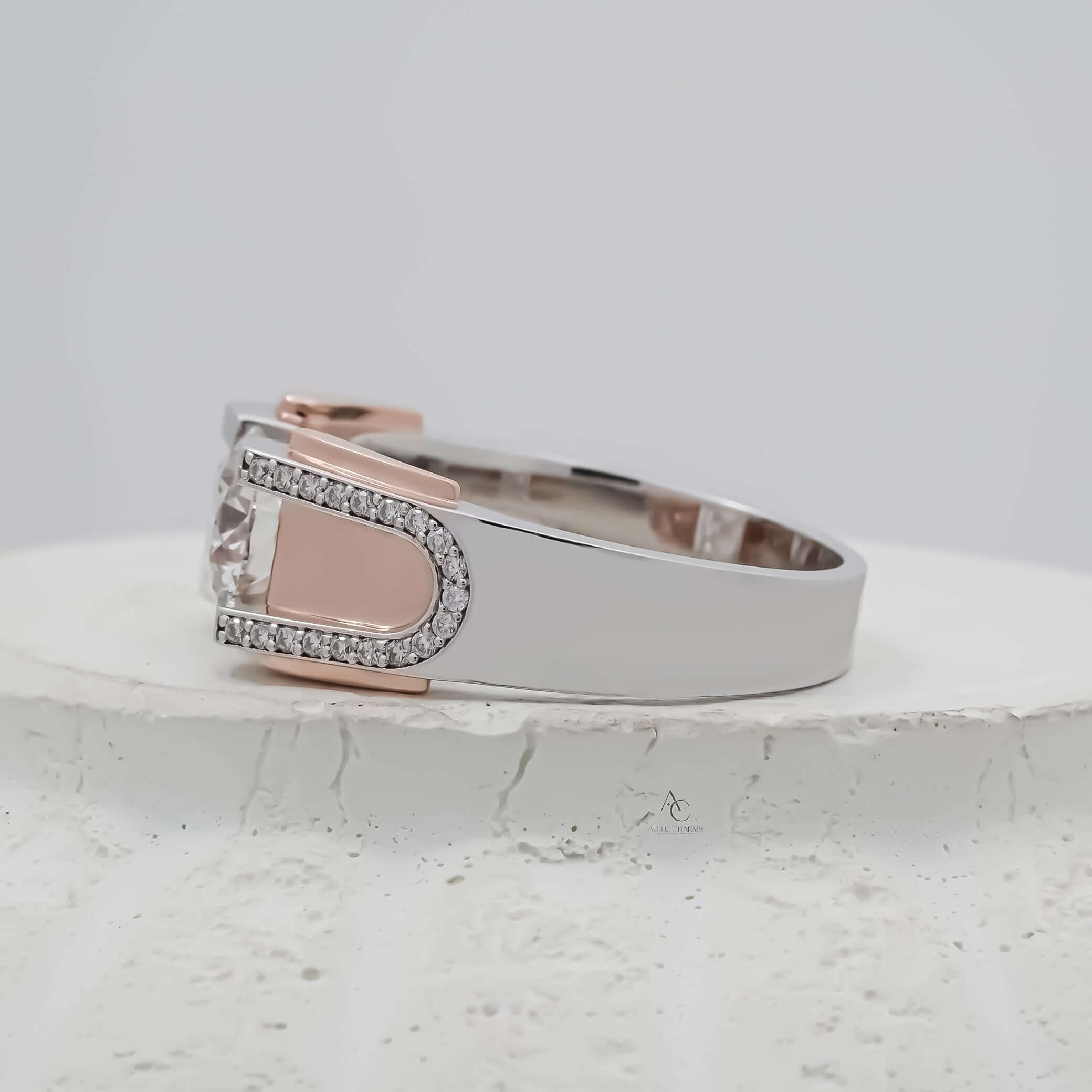 Holycome Iced Hip-Hop Men's Diamond Wedding Ring