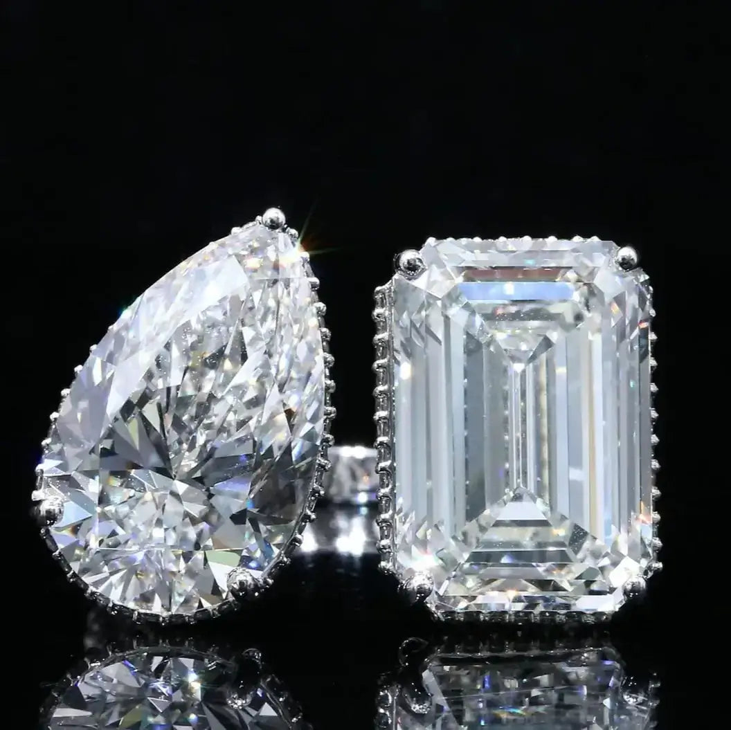 Monroe Emerald & Pear Toi Et Moi Statement Ring