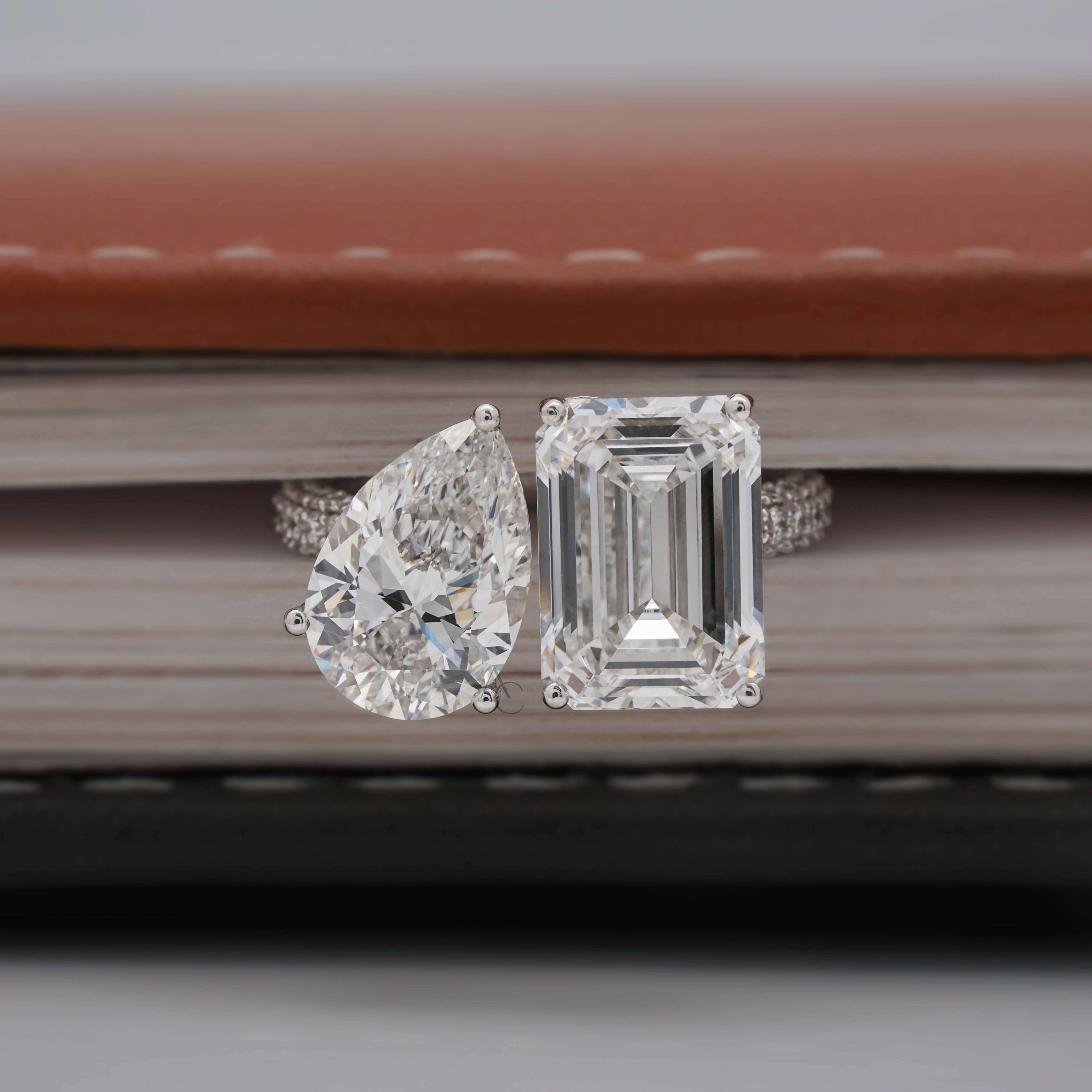 Monroe Emerald & Pear Toi Et Moi Statement Ring