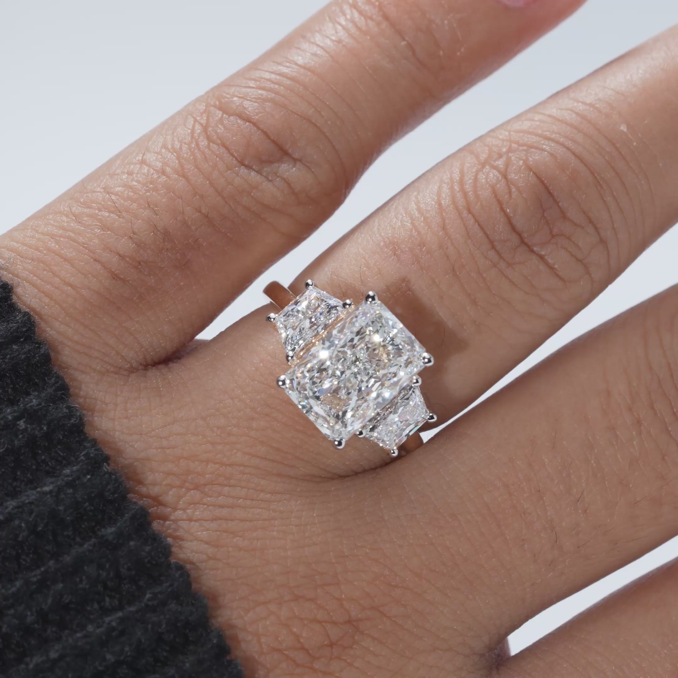 Radiant Trapezoid Nature Leaf Ring