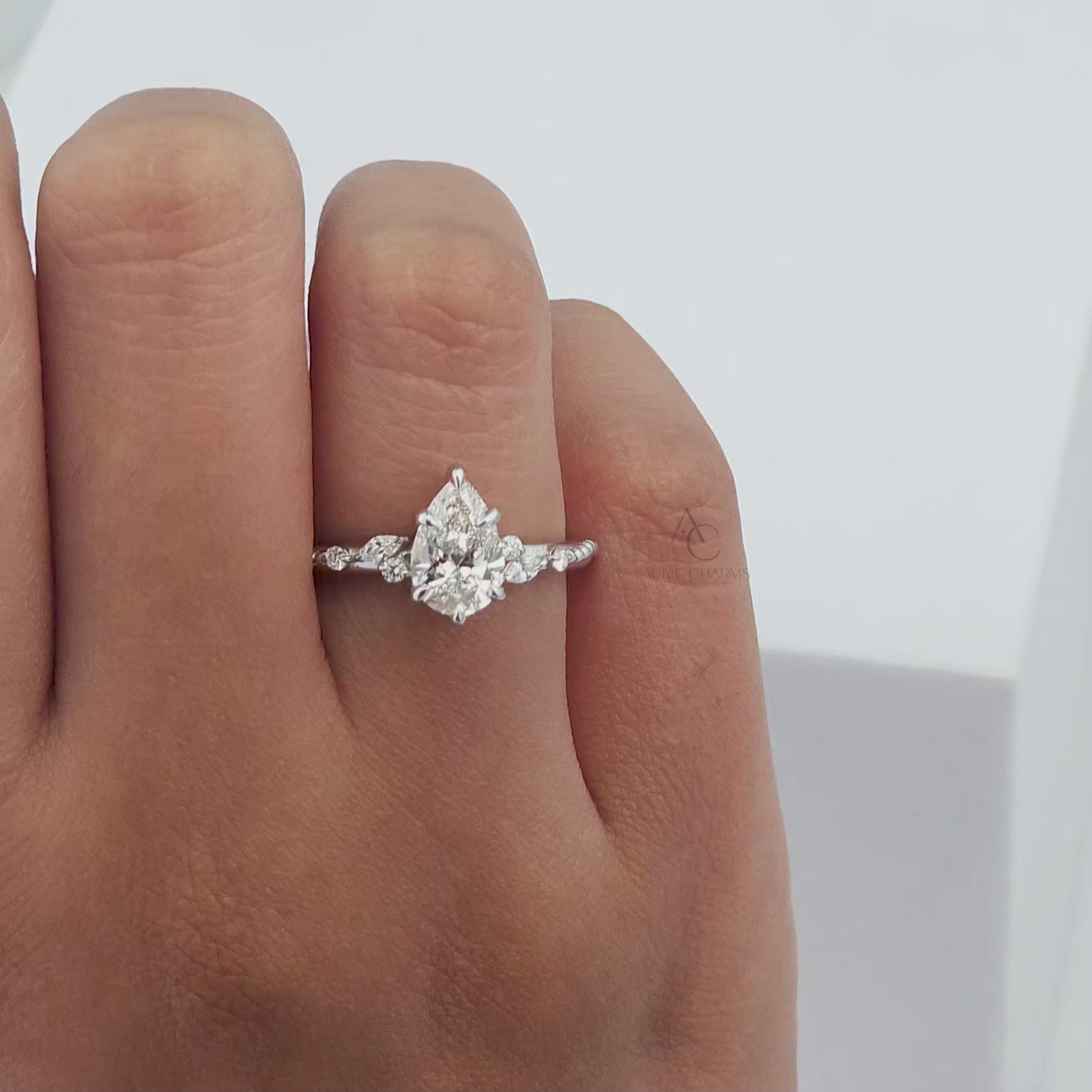 Video showcasing the brilliance and detailed craftsmanship of a floral diamond engagement ring.