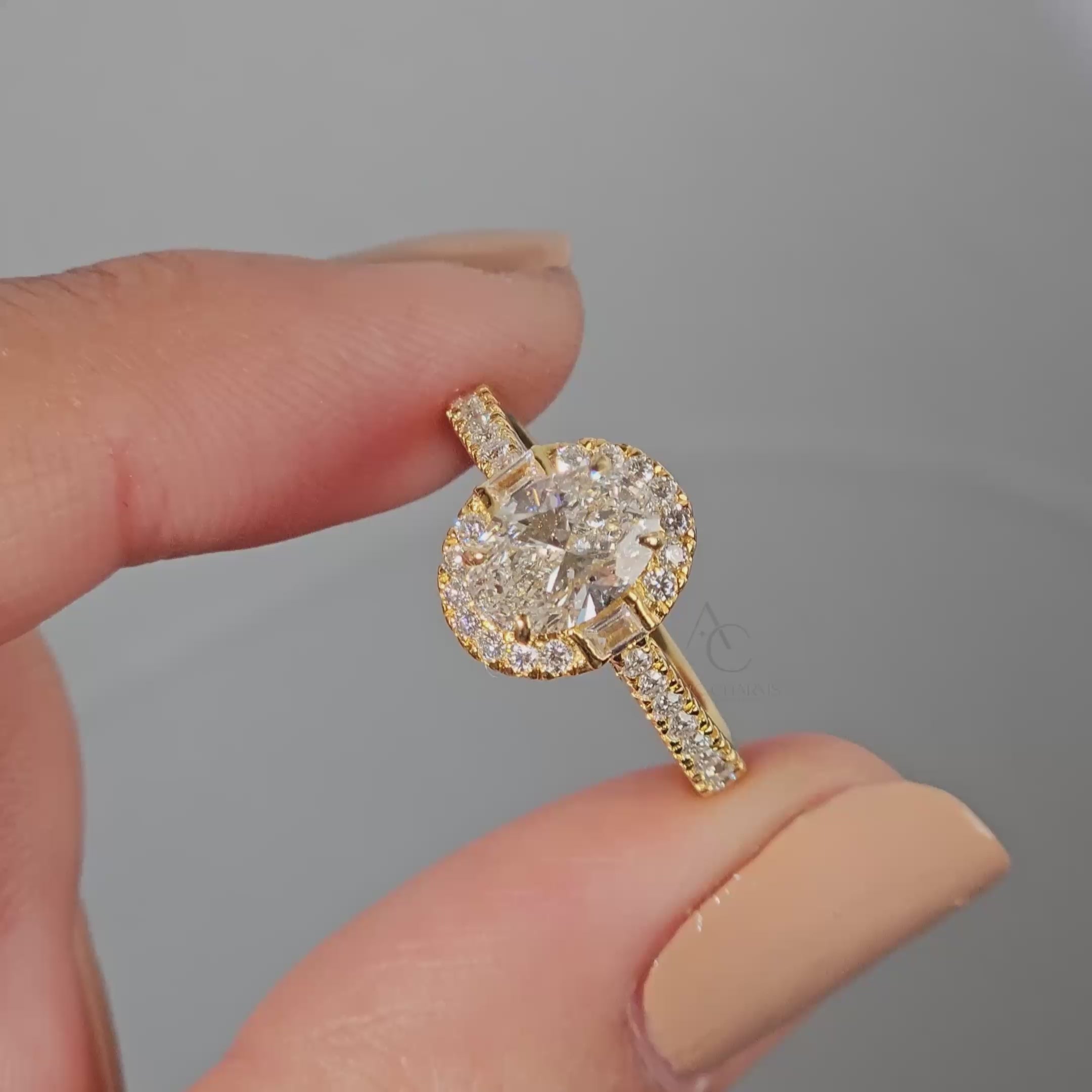 360 view of oval diamond ring showing setting details.