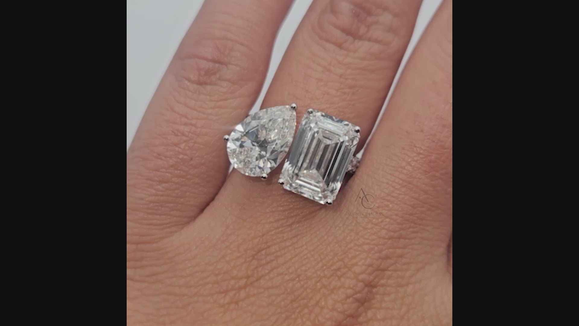 Monroe Emerald & Pear Toi Et Moi Statement Ring