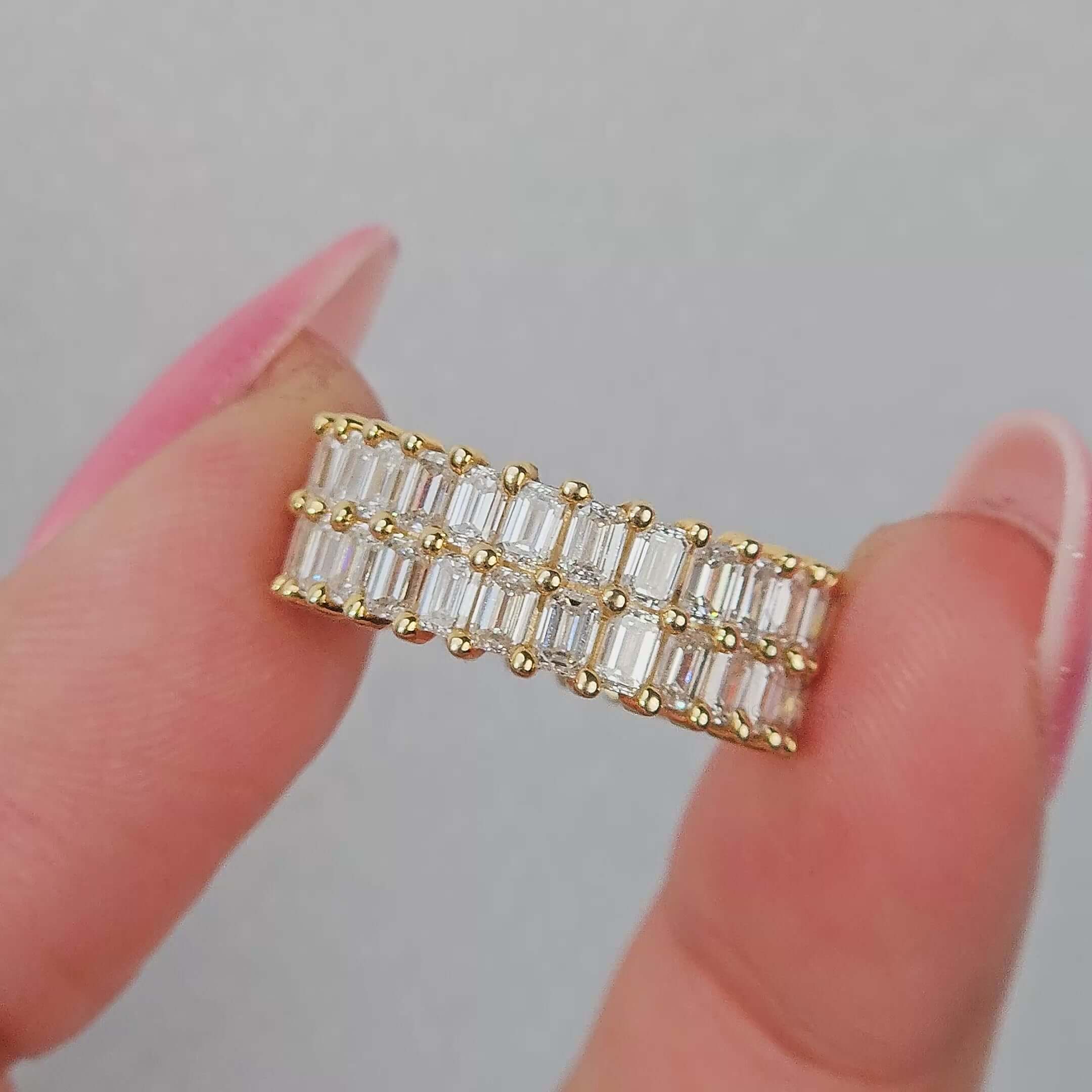 Amal Gold Emerald Illusion Eternity Diamond Band