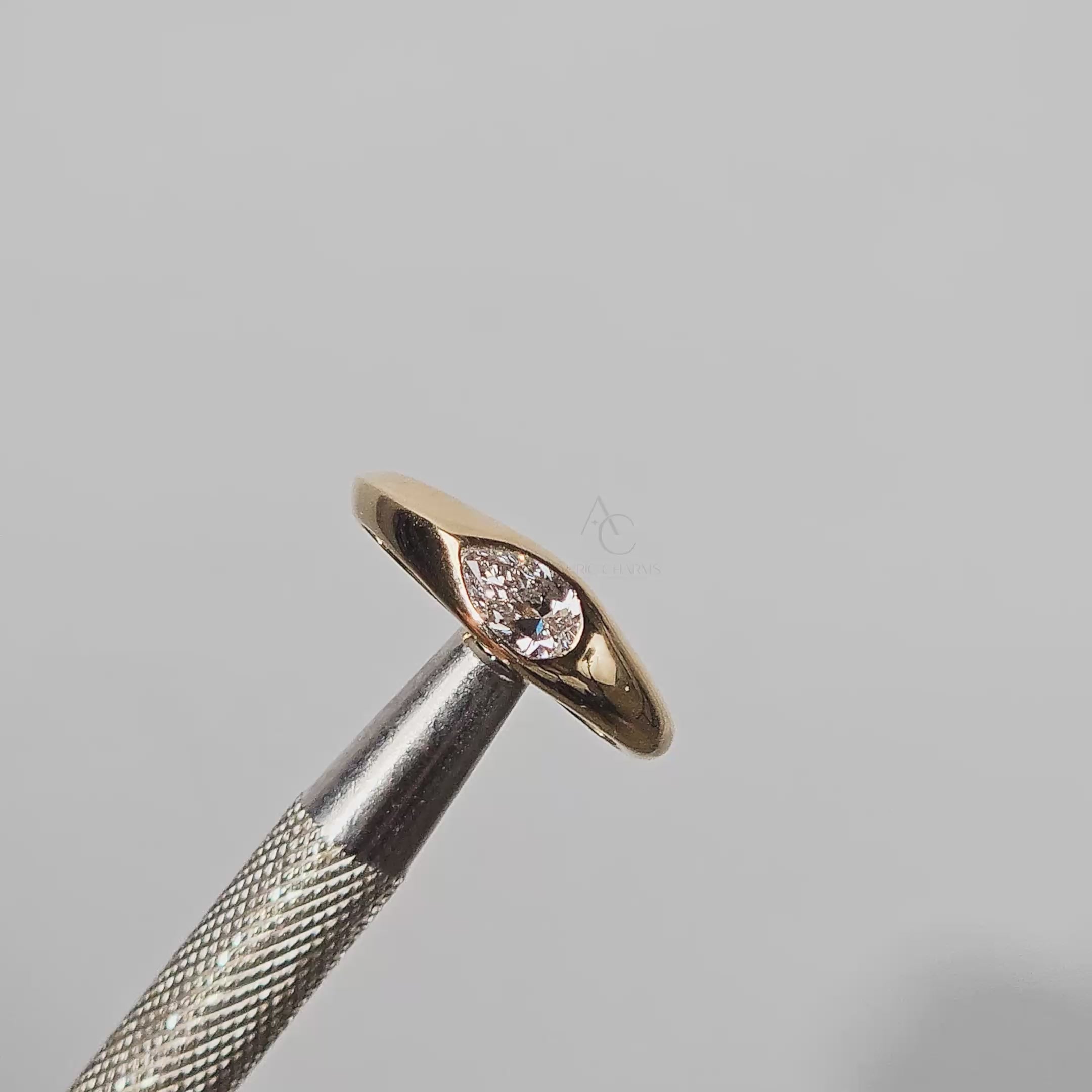 Seraphine Pear Signet Solitaire Ring