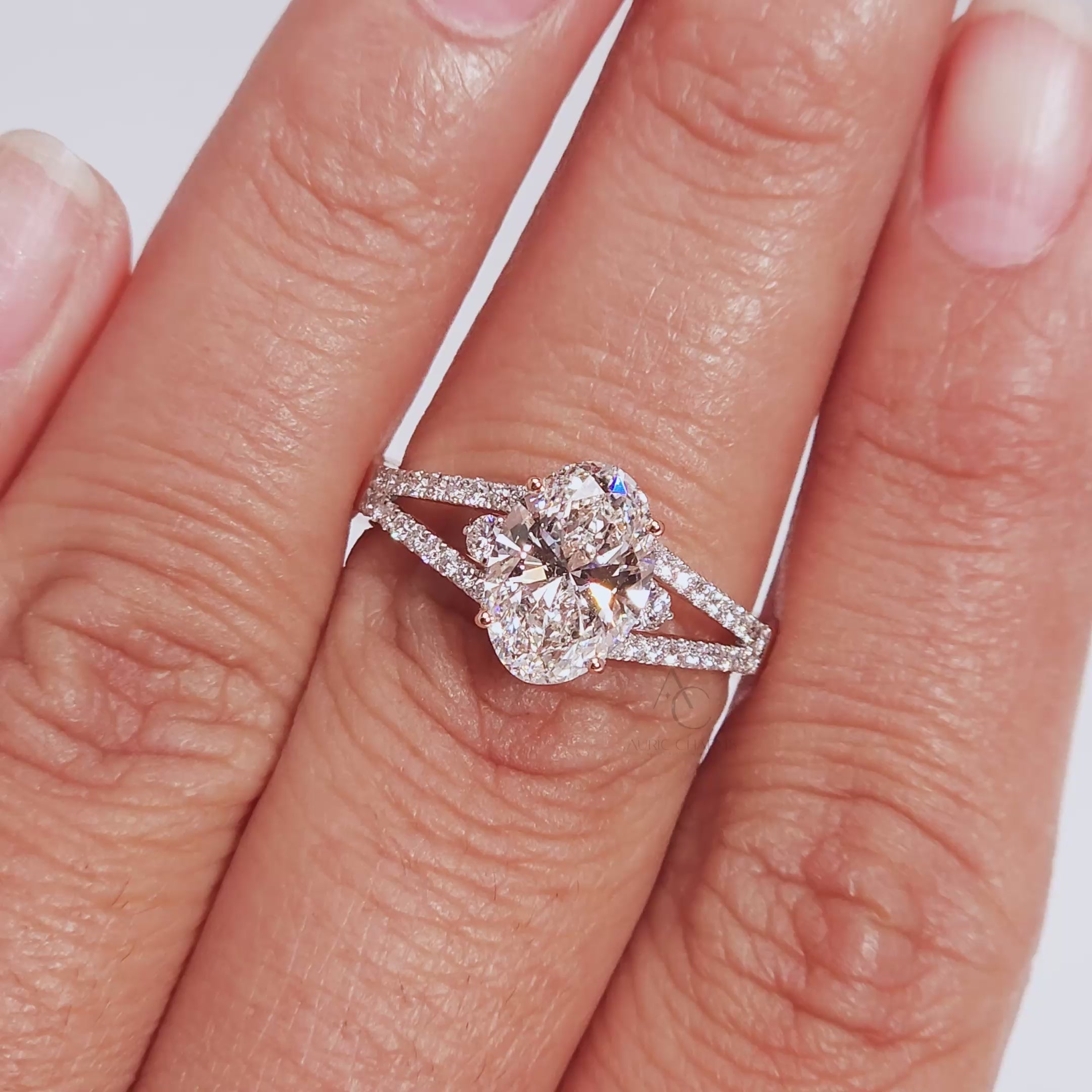 Oval Split Shank Mid-Century Ring